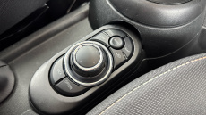 MINI Hatchback 1.5 Cooper Classic 3dr Auto [Comfort/Nav Pack] Petrol Hatchback